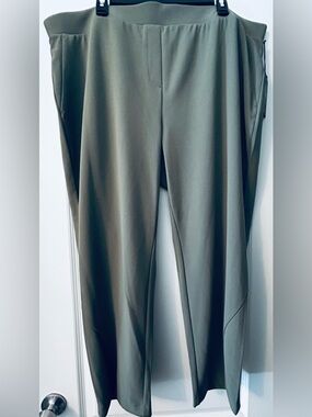 Vince Camuto Muted Olive Green Draped Slacks - NEW